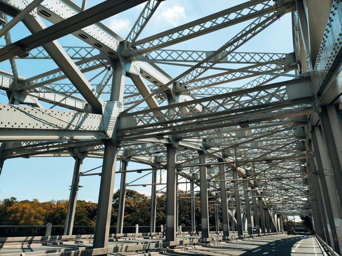 Projeto, Fabricação e Dimensionamento de Estruturas Metálicas
